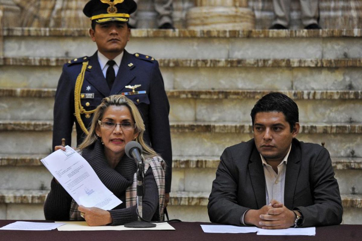 El régimen de facto boliviano convocaría a elecciones | VA CON FIRMA. Un plus sobre la información.