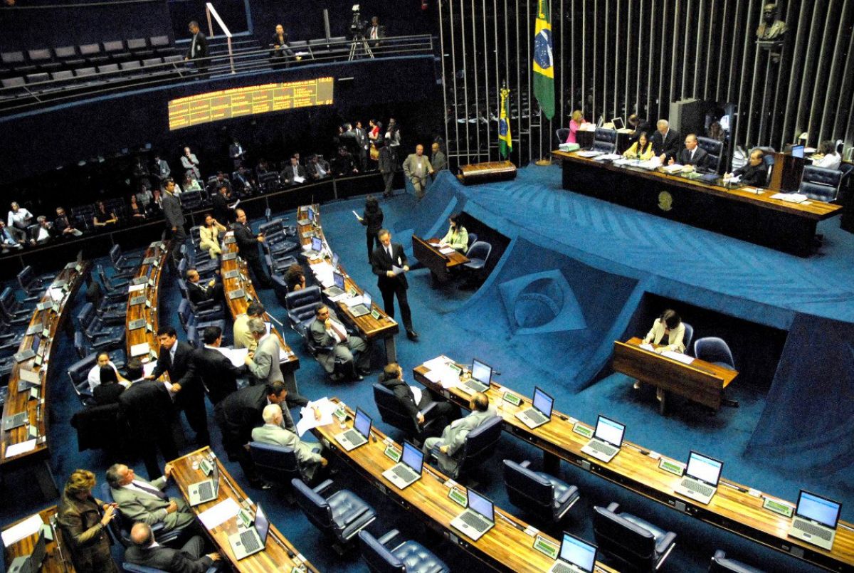 “Brasil entre lo legal y lo ilegítimo” | VA CON FIRMA. Un plus sobre la información.