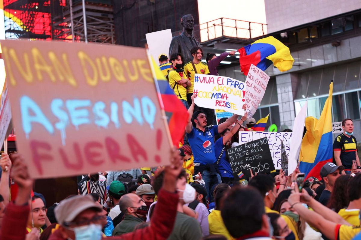 Colombia sigue envuelta en una represión criminal | VA CON FIRMA. Un plus sobre la información.