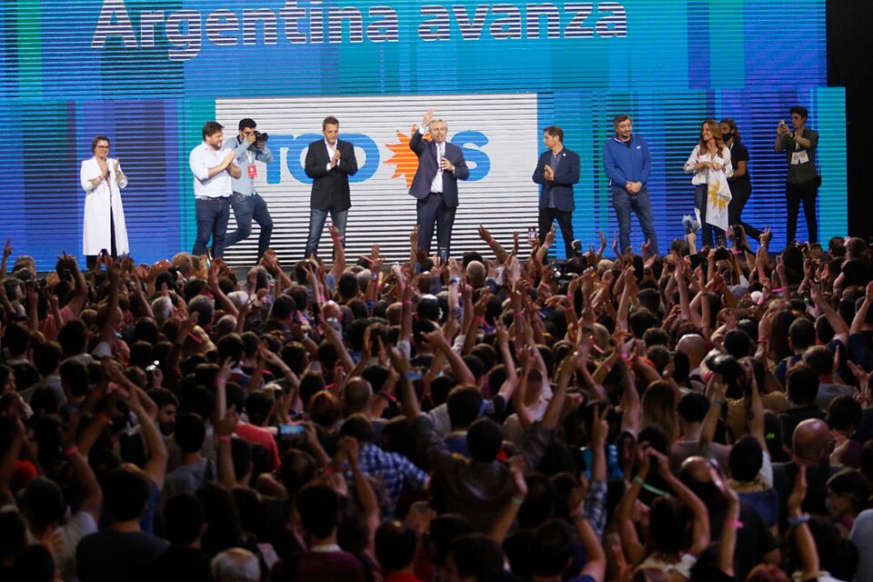 Nota sobre el 14 N en Argentina | VA CON FIRMA. Un plus sobre la información.